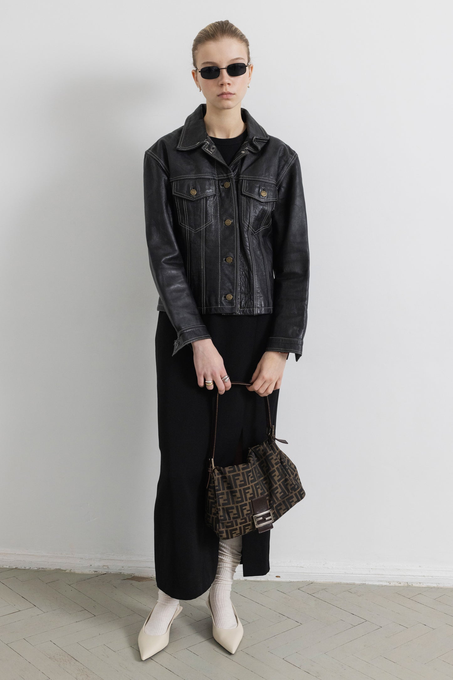 Vintage Contrasting Stitching Black Leather Jacket