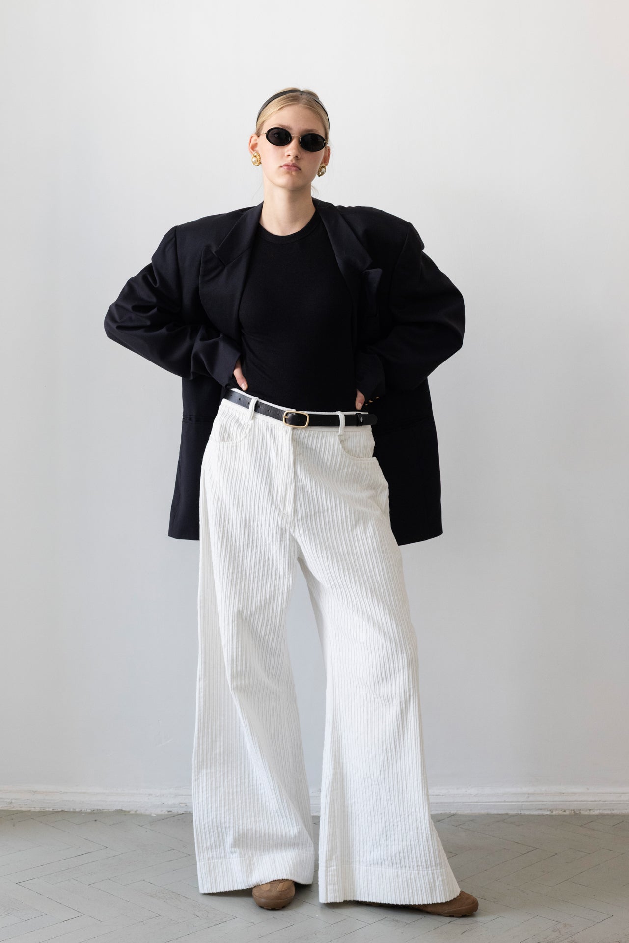 Vintage Guy Laroche Paris Navy 100% Wool Blazer