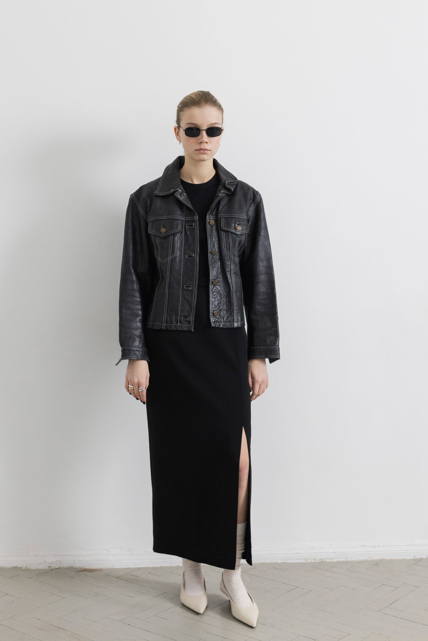 Vintage Contrasting Stitching Black Leather Jacket