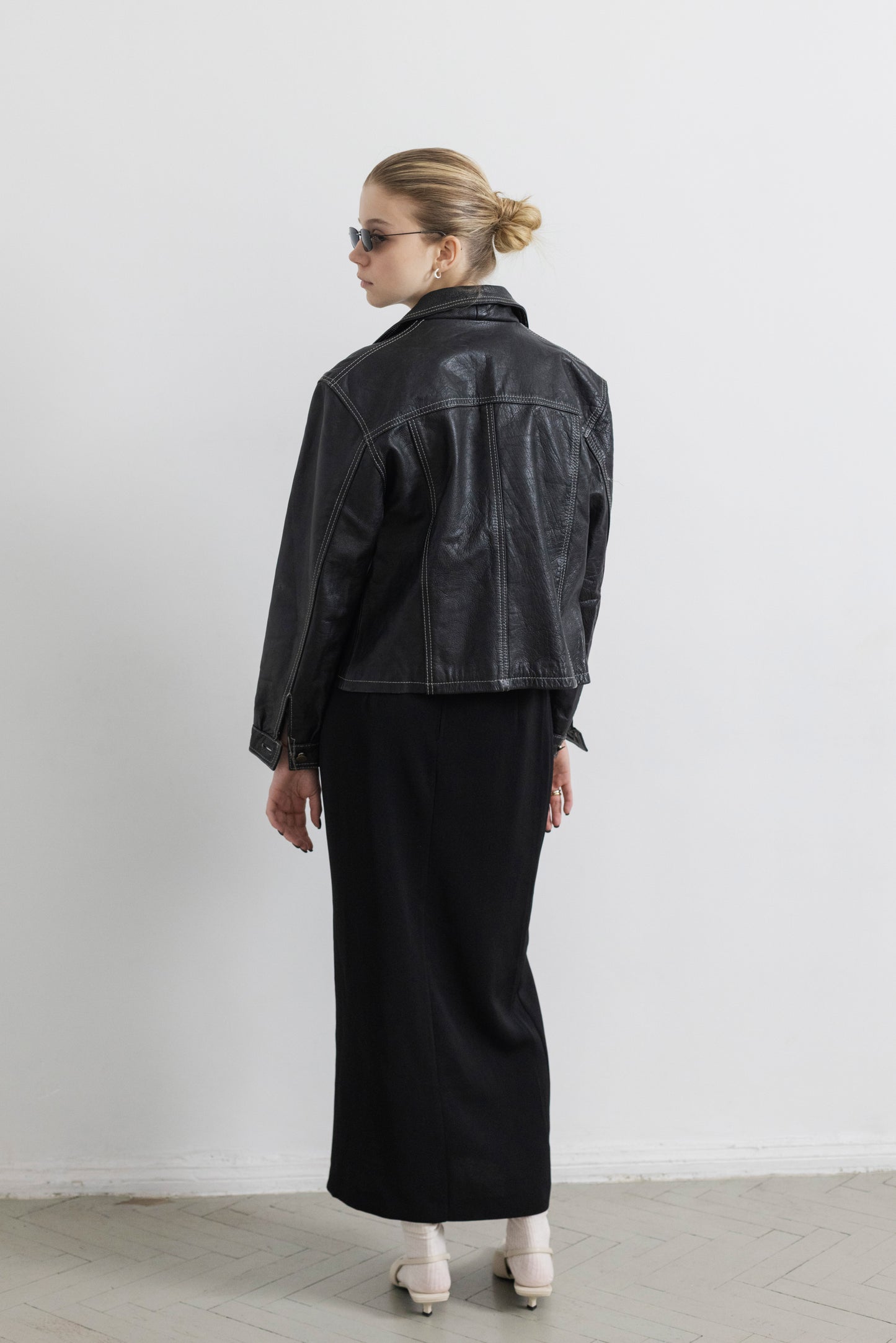 Vintage Contrasting Stitching Black Leather Jacket