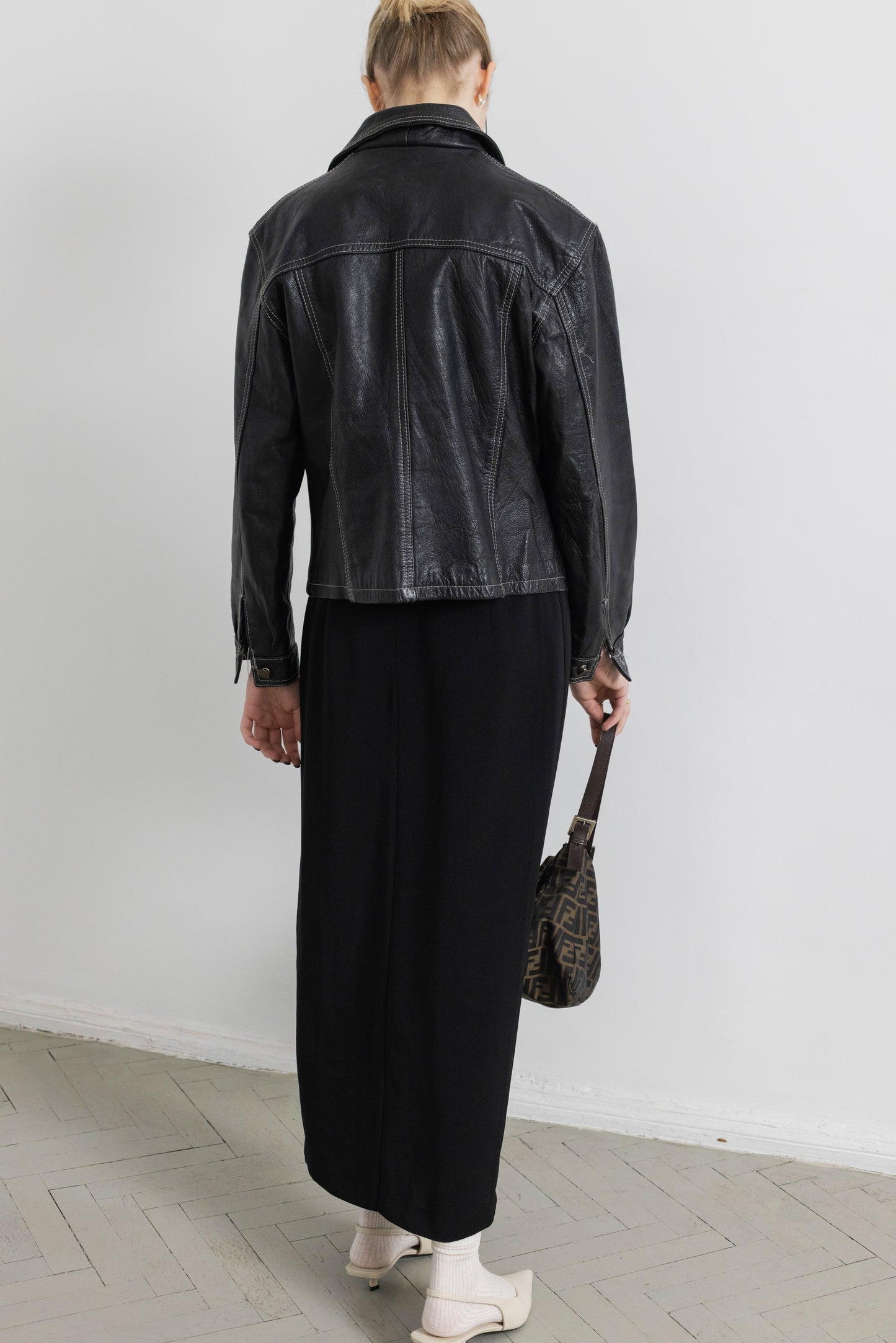 Vintage Contrasting Stitching Black Leather Jacket