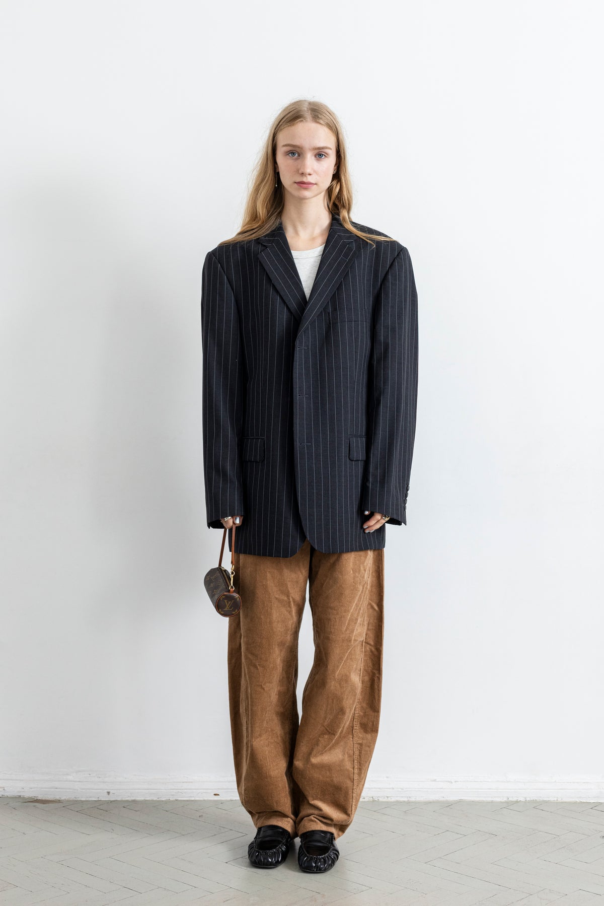 Vintage Dark Grey Pinstripe 100% Wool Blazer