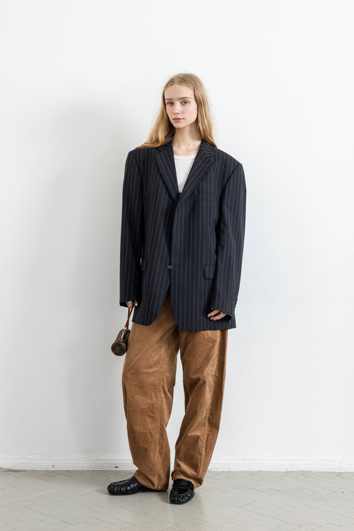 Vintage Dark Grey Pinstripe 100% Wool Blazer
