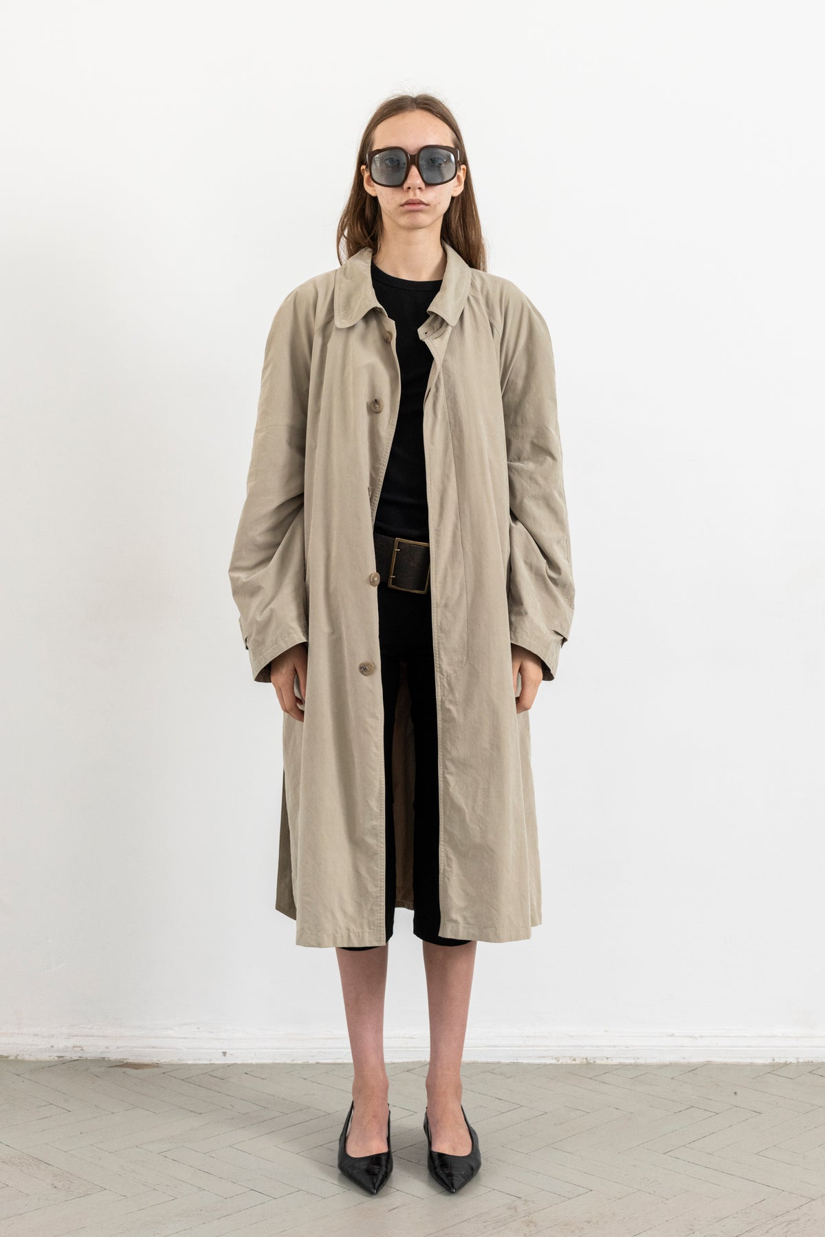 Vintage Beige Minimal Trench Coat