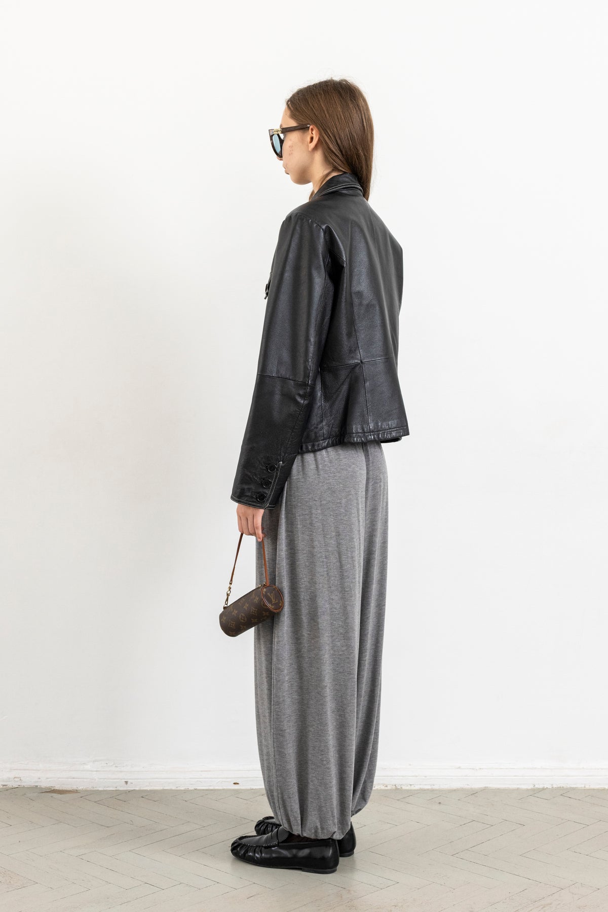 Vintage Black Leather Jacket with Contrasting Stitching